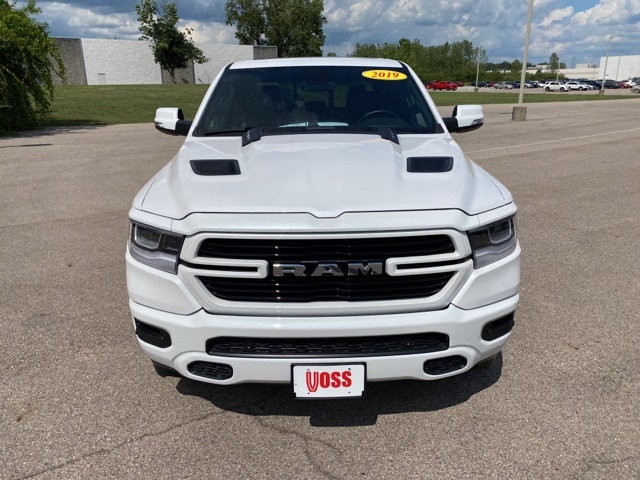 $46,997 2019 Ram 1500 Laramie White 4D Crew Cab in Beavercreek