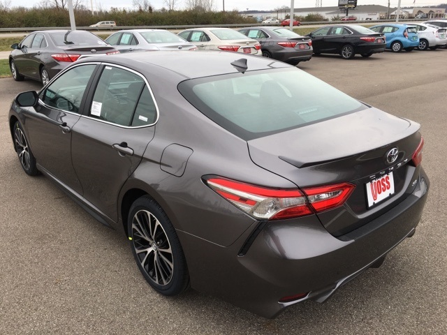 2019 Grey Toyota Camry