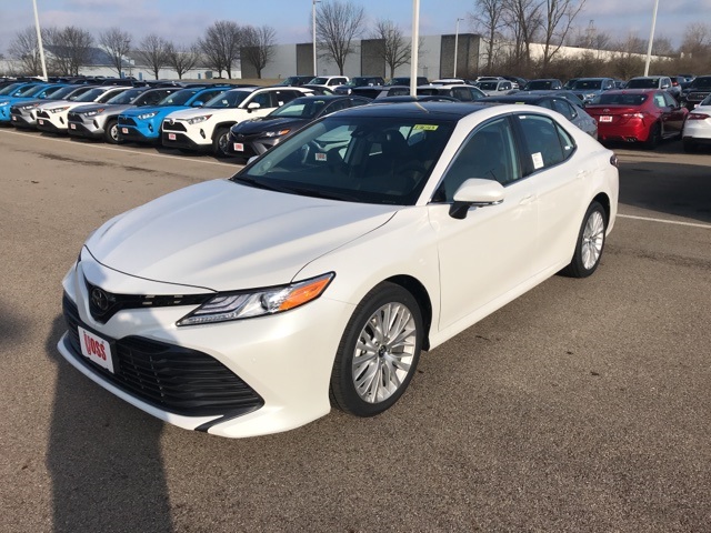 New 2019 Toyota Camry XLE 4D Sedan for $34,026 in Beavercreek