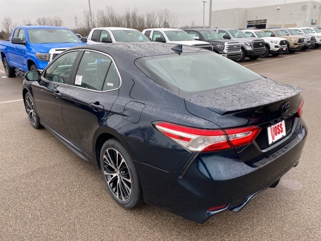 $25,215 2020 Toyota Camry SE Galactic Aqua Mica 4D Sedan in Beavercreek