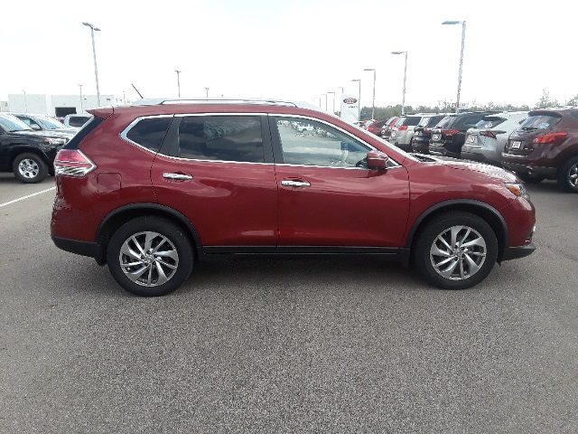 Pre Owned 2014 Nissan Rogue Red SL 4D Sport Utility in Beavercreek