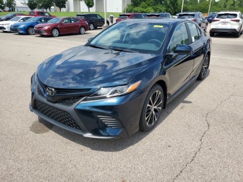 $23,816 2020 Toyota Camry SE Galactic Aqua Mica 4D Sedan in Beavercreek